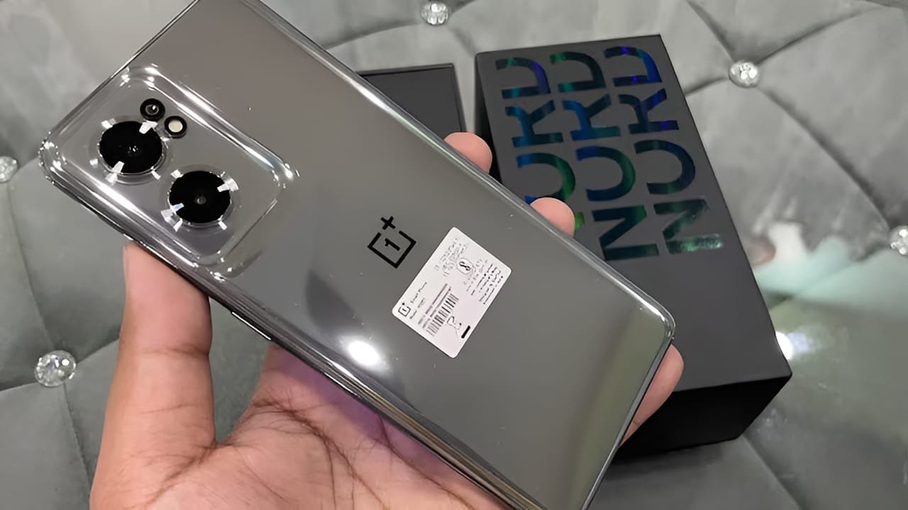 OnePlus Nord 2T